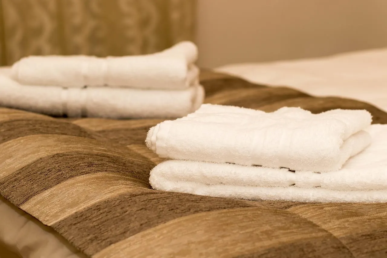 Celinesuites-Downtown Bucharest Apartment